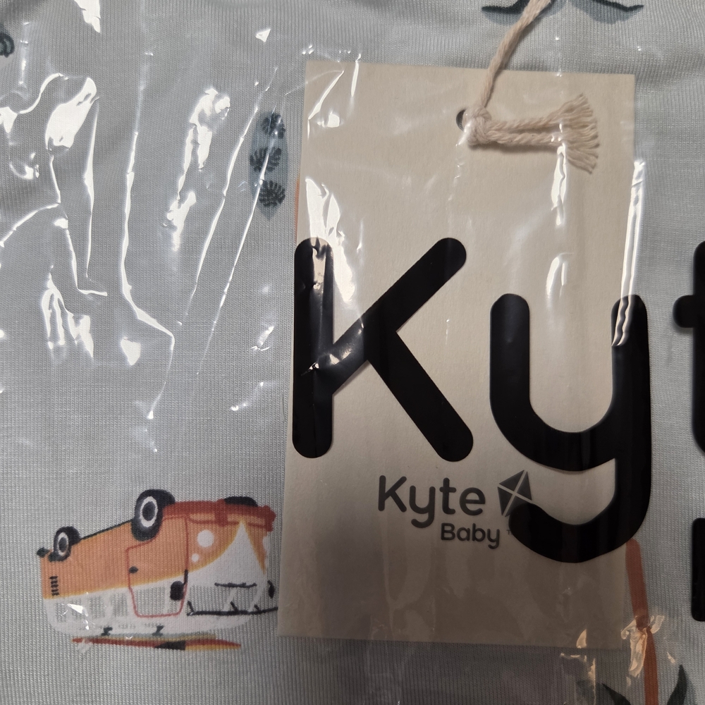 Kyte Baby Printed Blanket - Picture 3 of 3